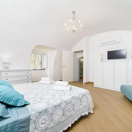 Mura Antiche Holiday home *